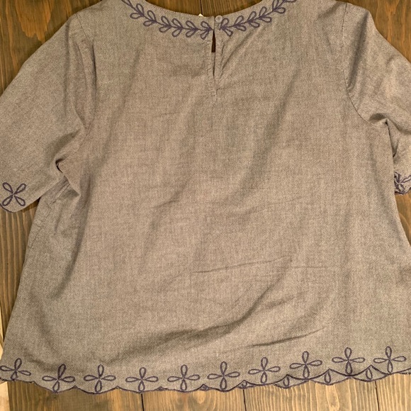 Old Navy Patterned Top - Picture 4 of 6